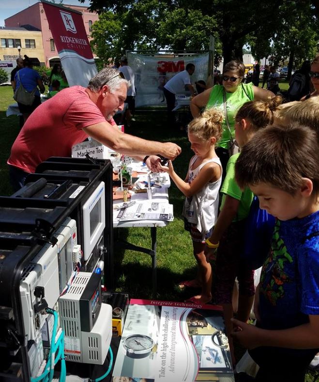 Children at Manufacturing in the Park 2017